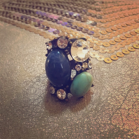 GOLD RHINESTONE RING - Picture 2 of 4